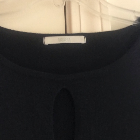 Beautiful black fancy top for wine